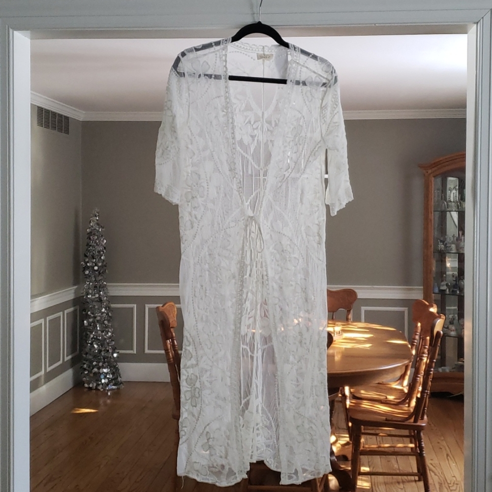 Lace duster with tie